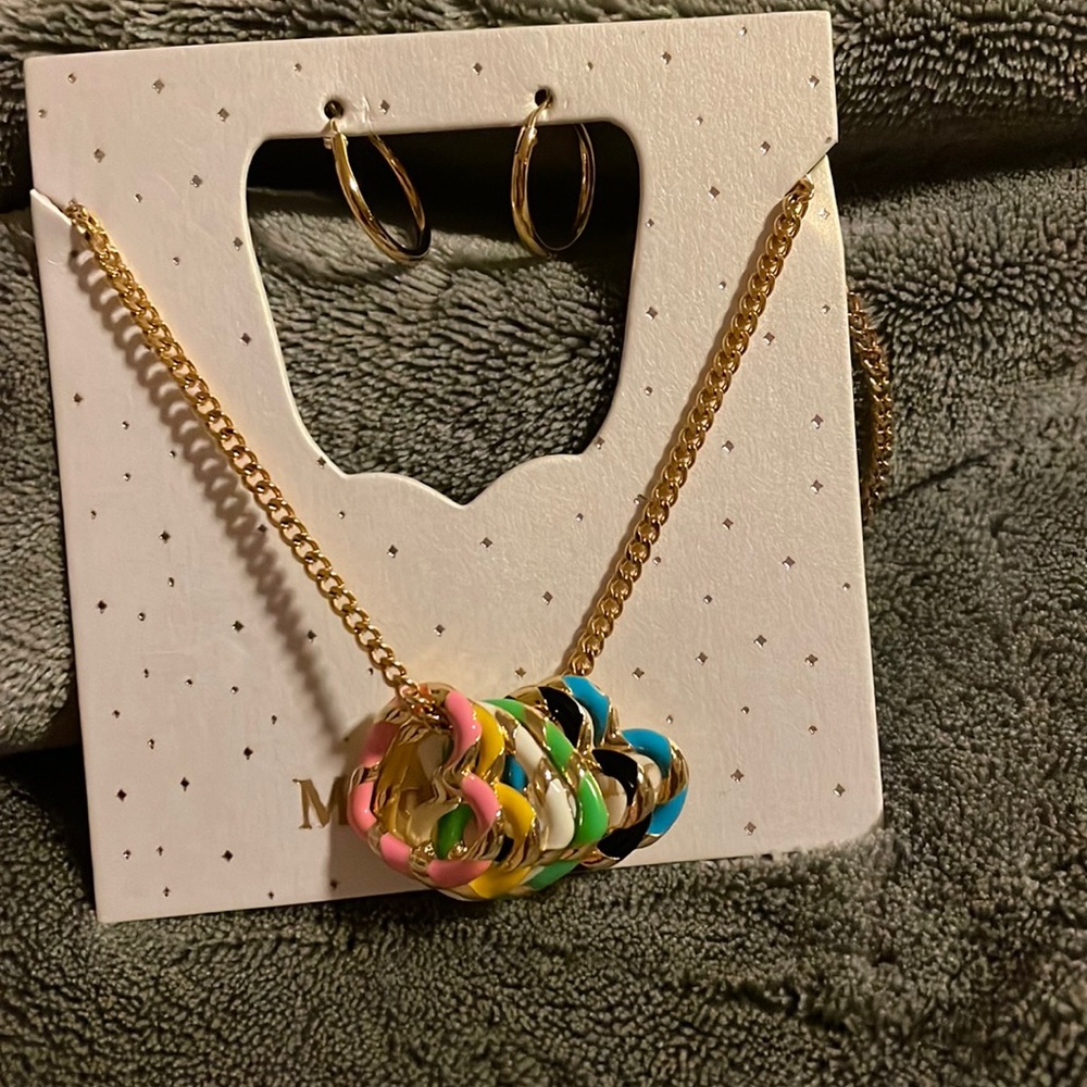 Heart Gold Necklace by Melania Clara
